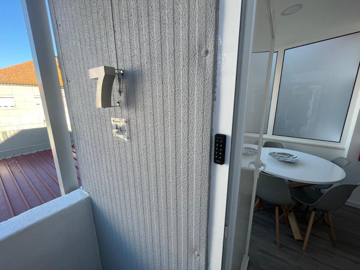 Lisbon Ocean Apartments กอสตา ดา กาปาริกา ภายนอก รูปภาพ
