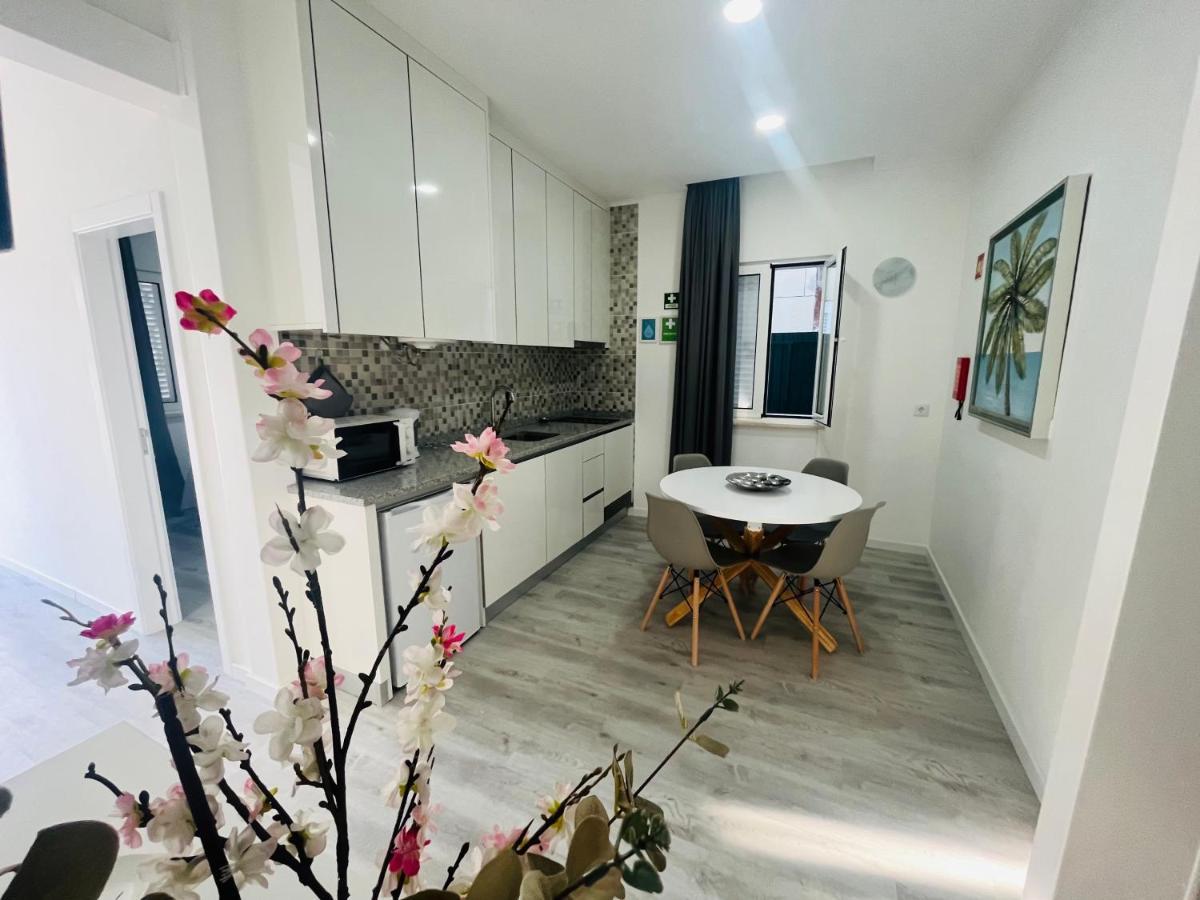Lisbon Ocean Apartments กอสตา ดา กาปาริกา ภายนอก รูปภาพ